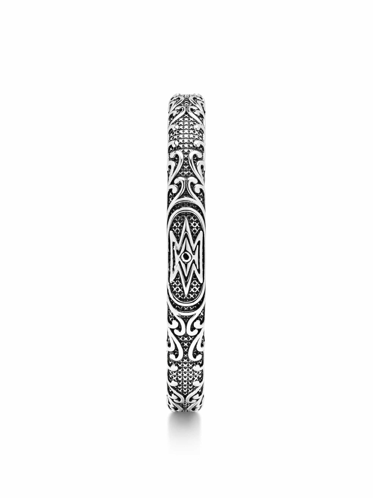 Vintage Cuff Bracelet in Silver