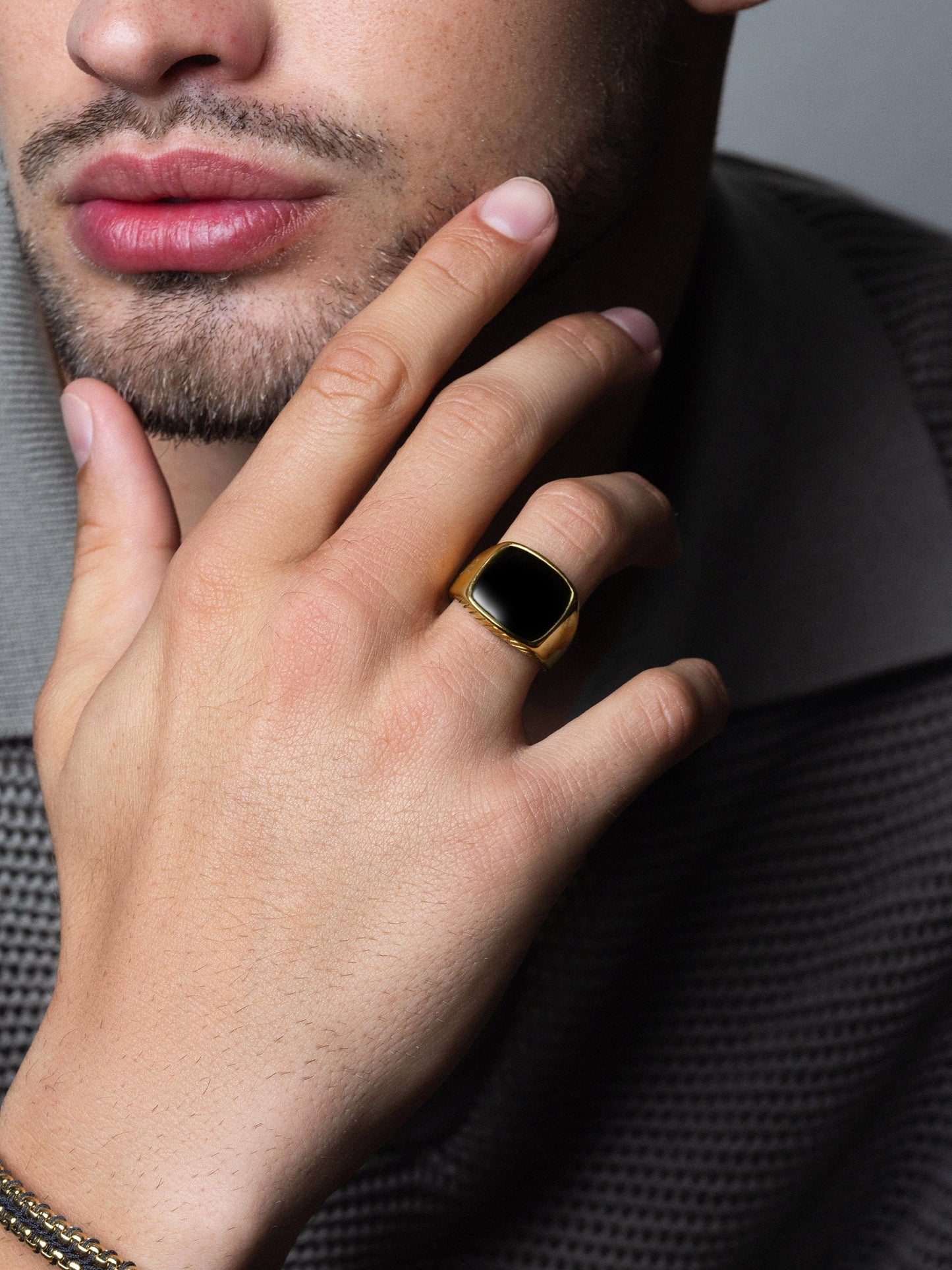 Gentleman's Gold Signet Ring with Black Onyx