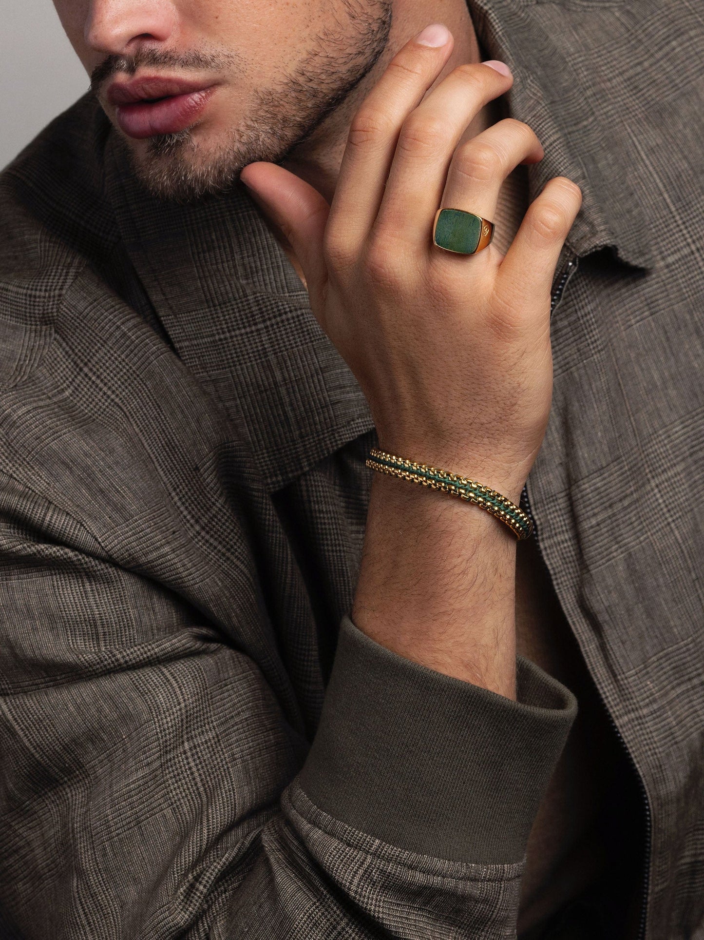 Green Woven Box Chain Bracelet in Gold