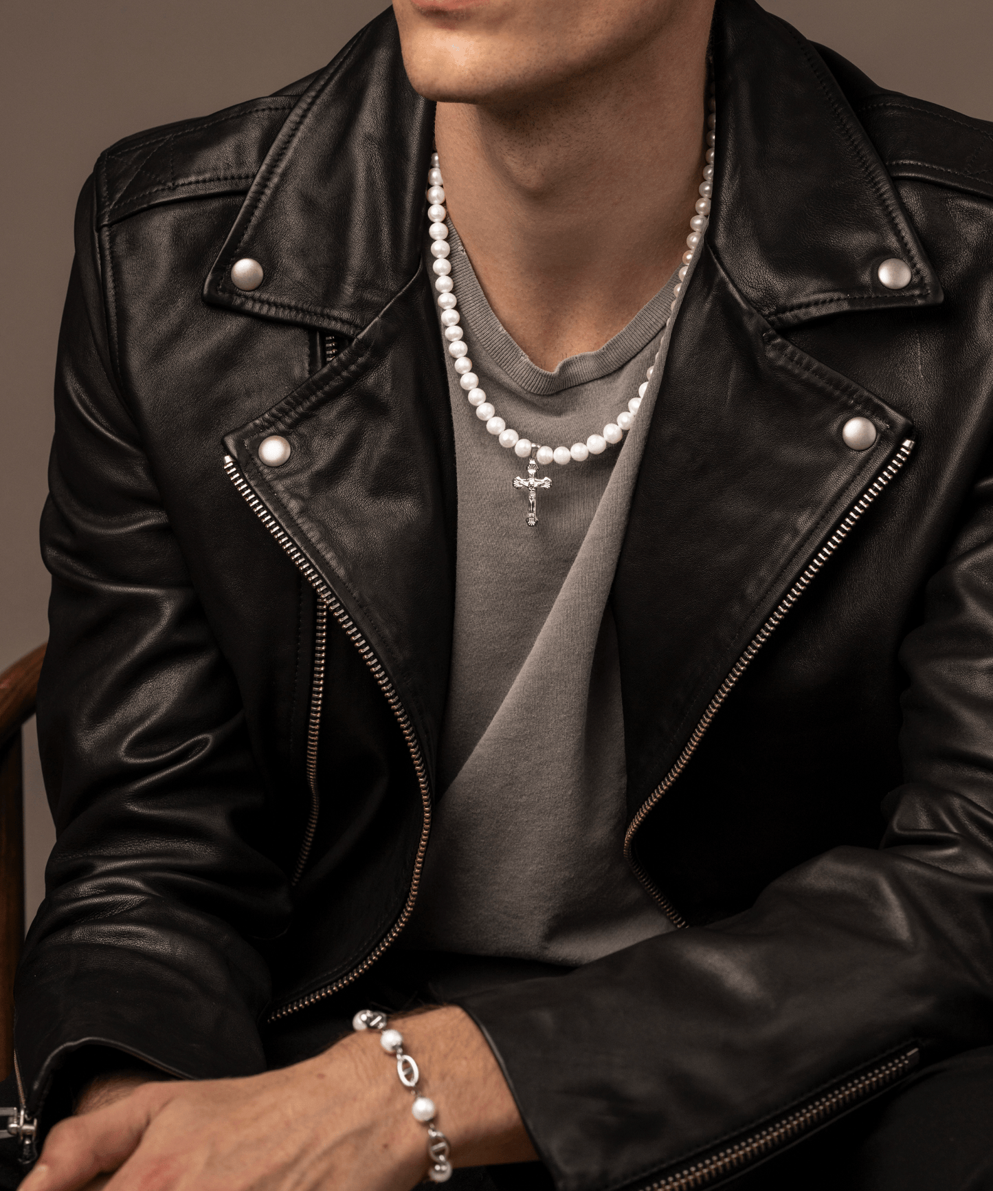 Pearl Necklace with Silver Cross