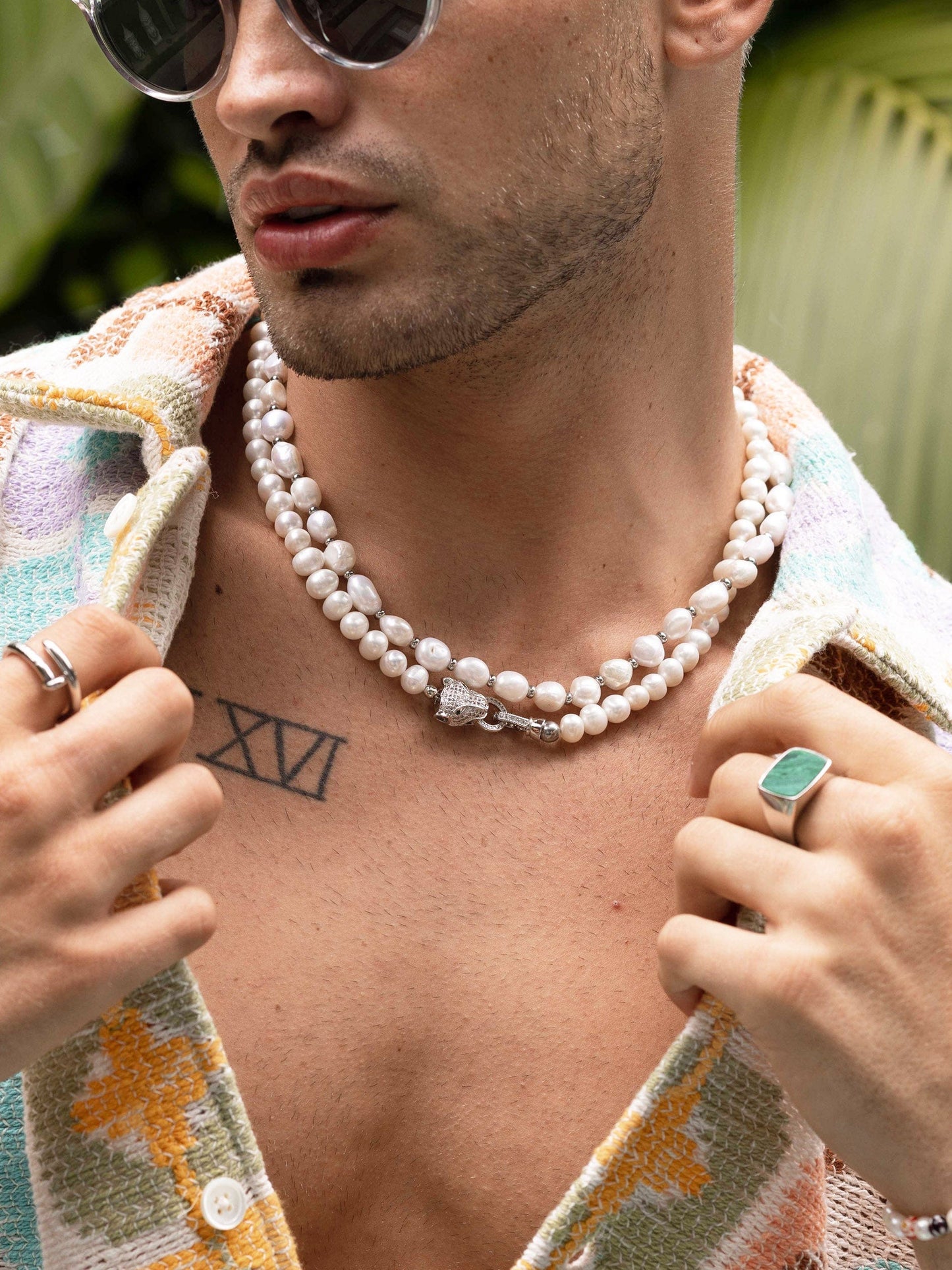 White Pearl Necklace with Silver Panther Head Lock