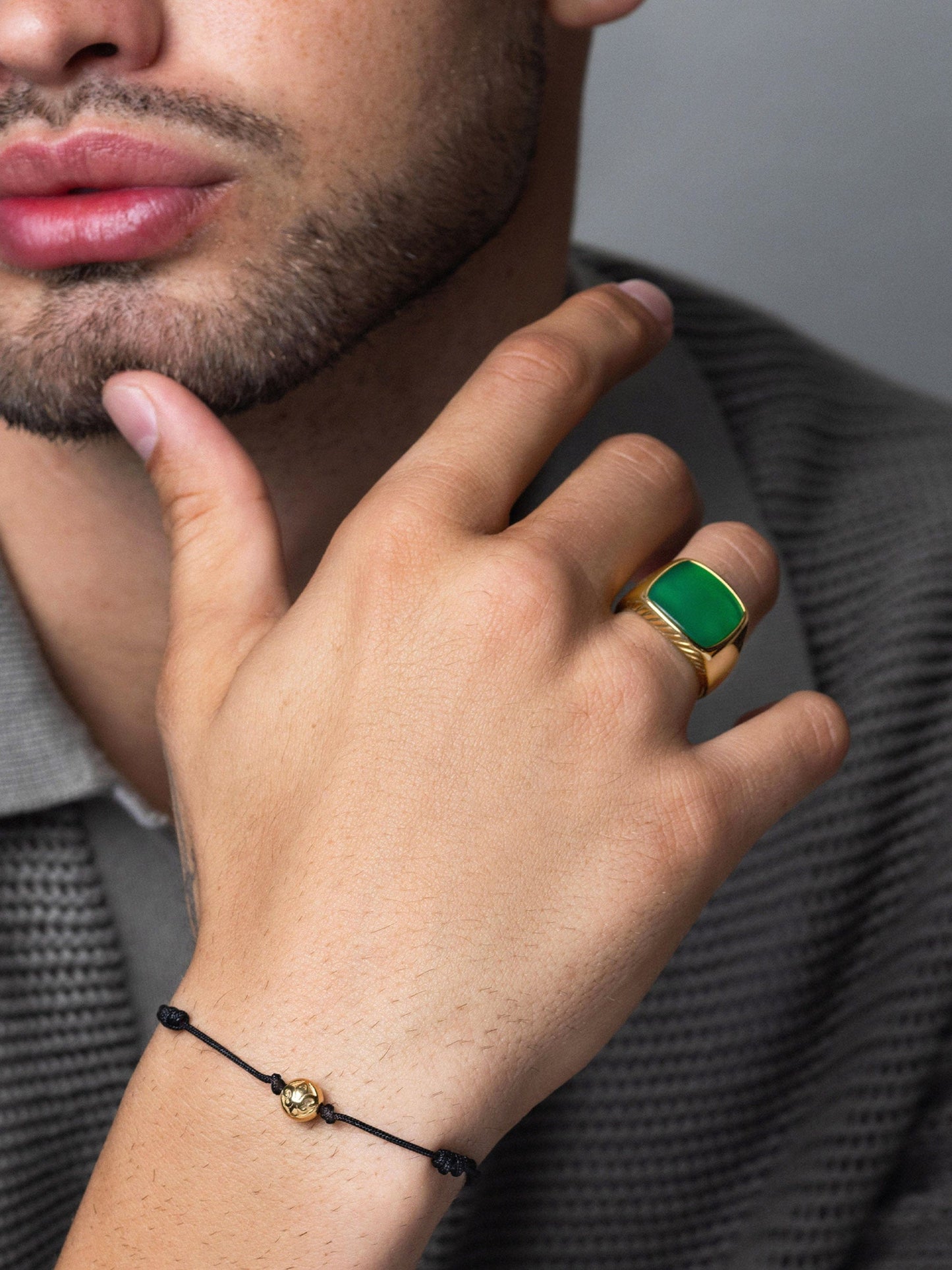 Gentleman's Gold Signet Ring with Green Agate