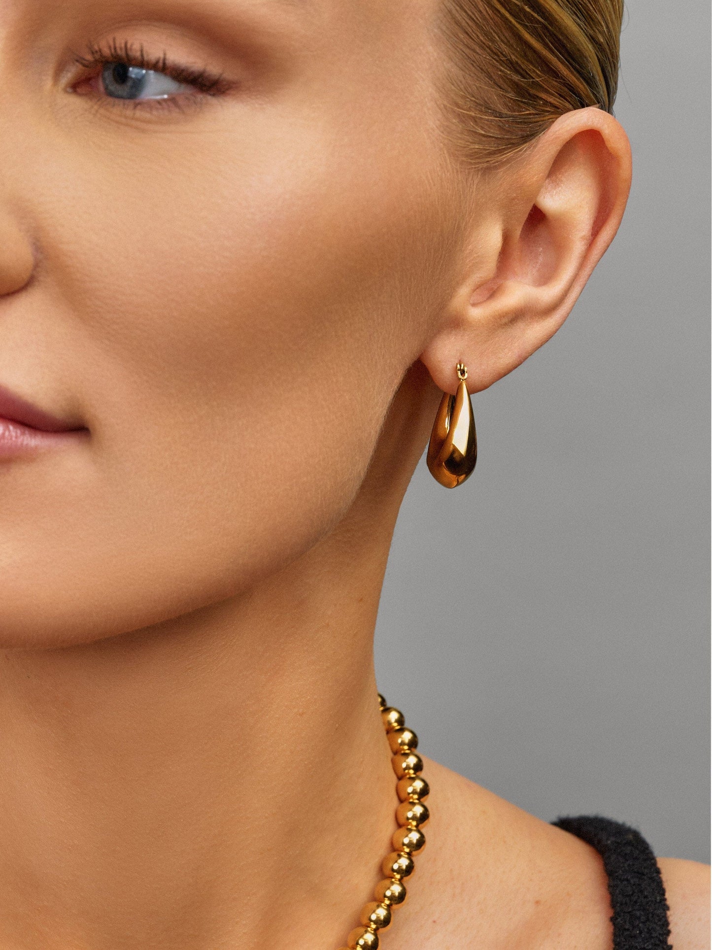 Clasp Hoop Earrings