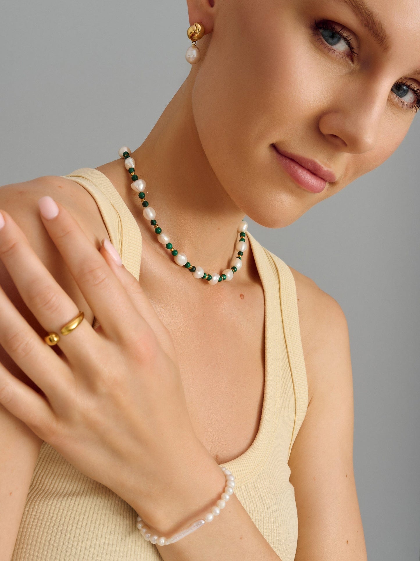 Capri Pearl Choker