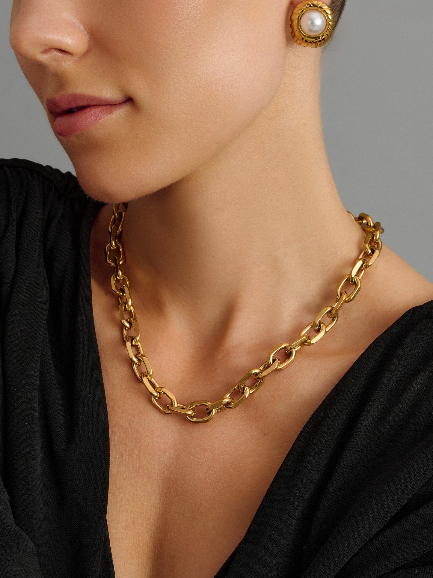 Round Cable Chain Necklace in Gold